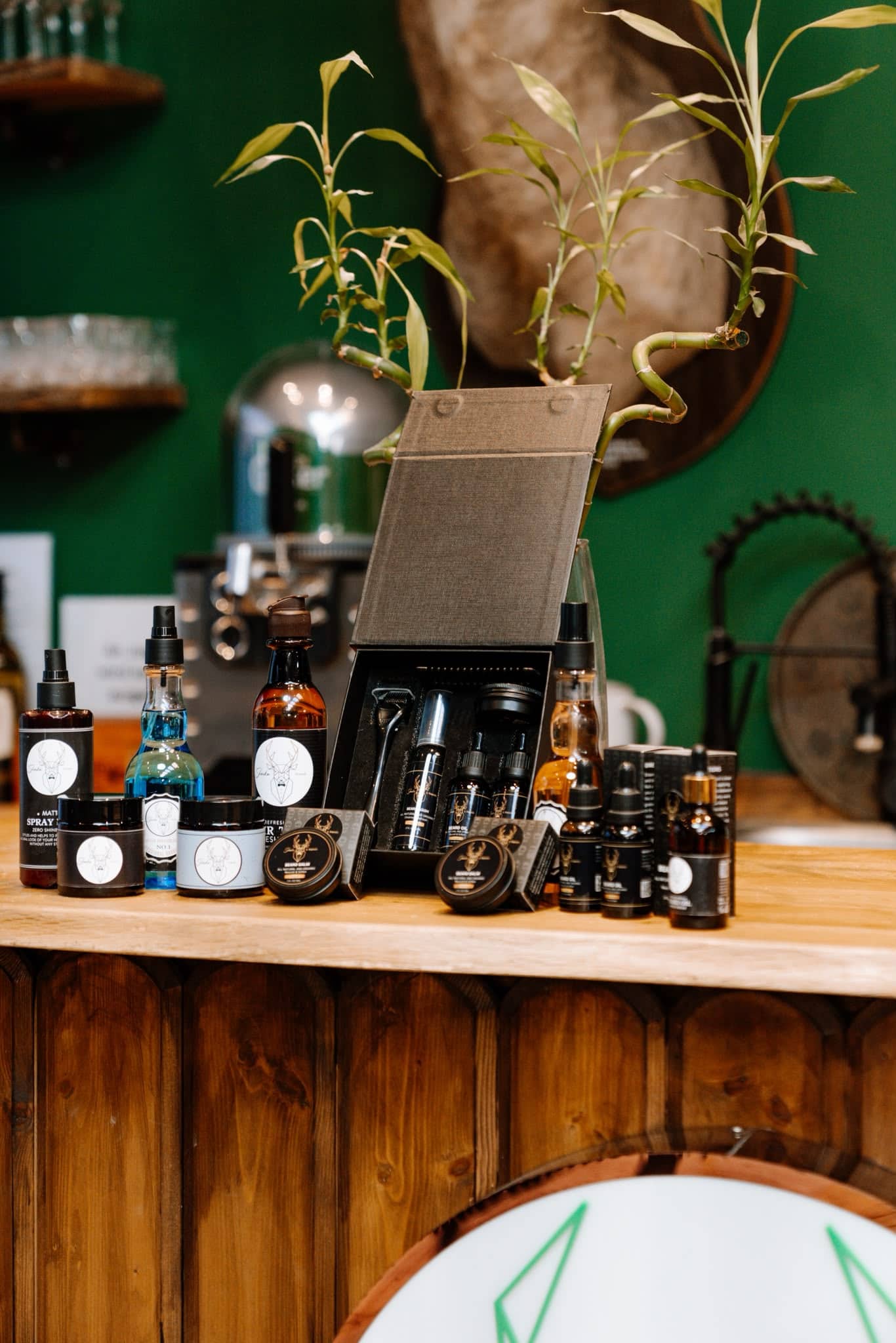 Shouka and Friends Barbershop in Wien: Die eigene Pflegelinie